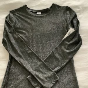 three dots long sleeve black/silver t-shirt size small